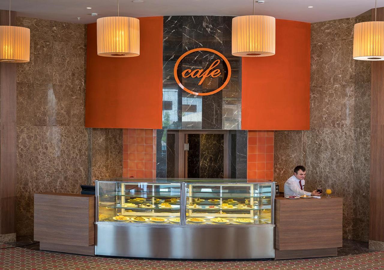 รามาดา พลาซา บาย วินด์แฮม ริเซ Hotel รีเซ ภายนอก รูปภาพ Café