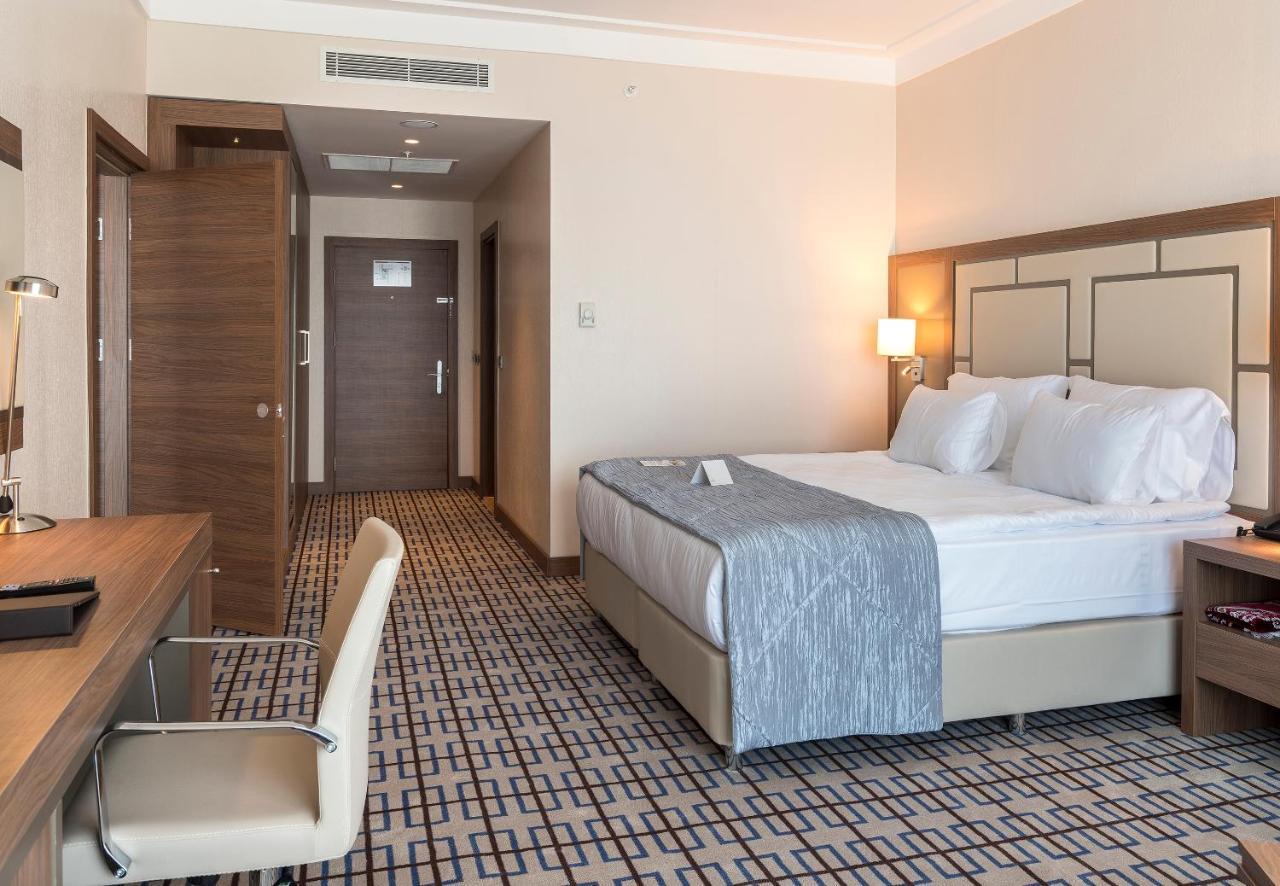 รามาดา พลาซา บาย วินด์แฮม ริเซ Hotel รีเซ ภายนอก รูปภาพ